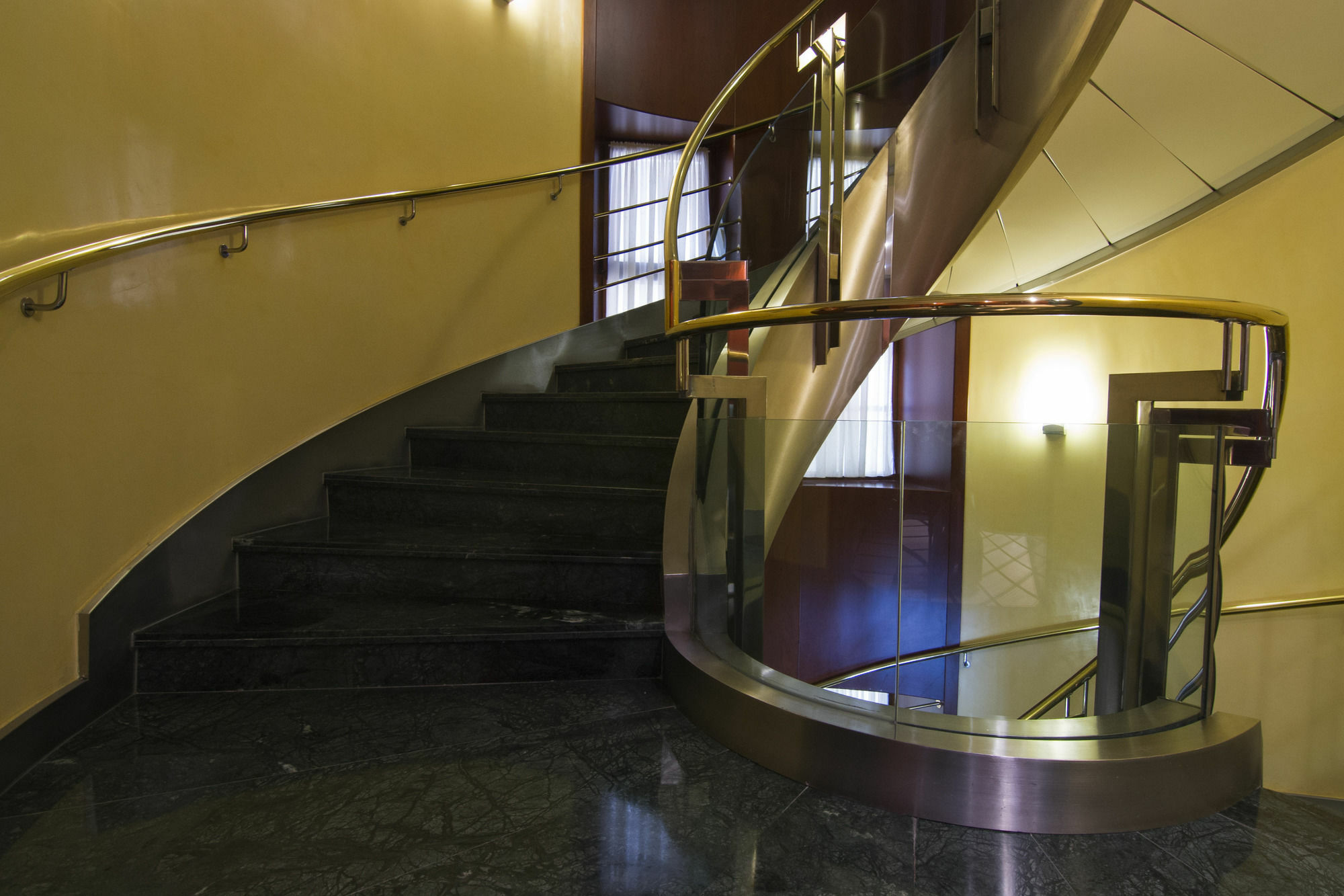 Hotel Amadeus Valladolid Exterior photo